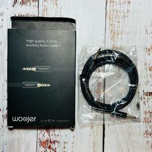 BNIB Woojer High Quality 3.5mm Auxiliary Audio Cable (1.2m)